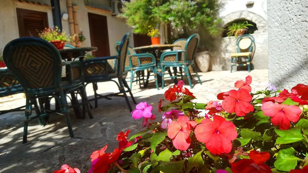 Camere Di Ulisse Erice Italy