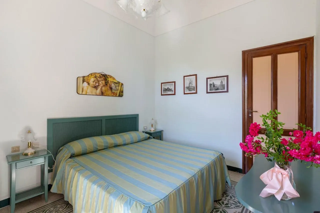 Camere Di Ulisse Erice 3*,