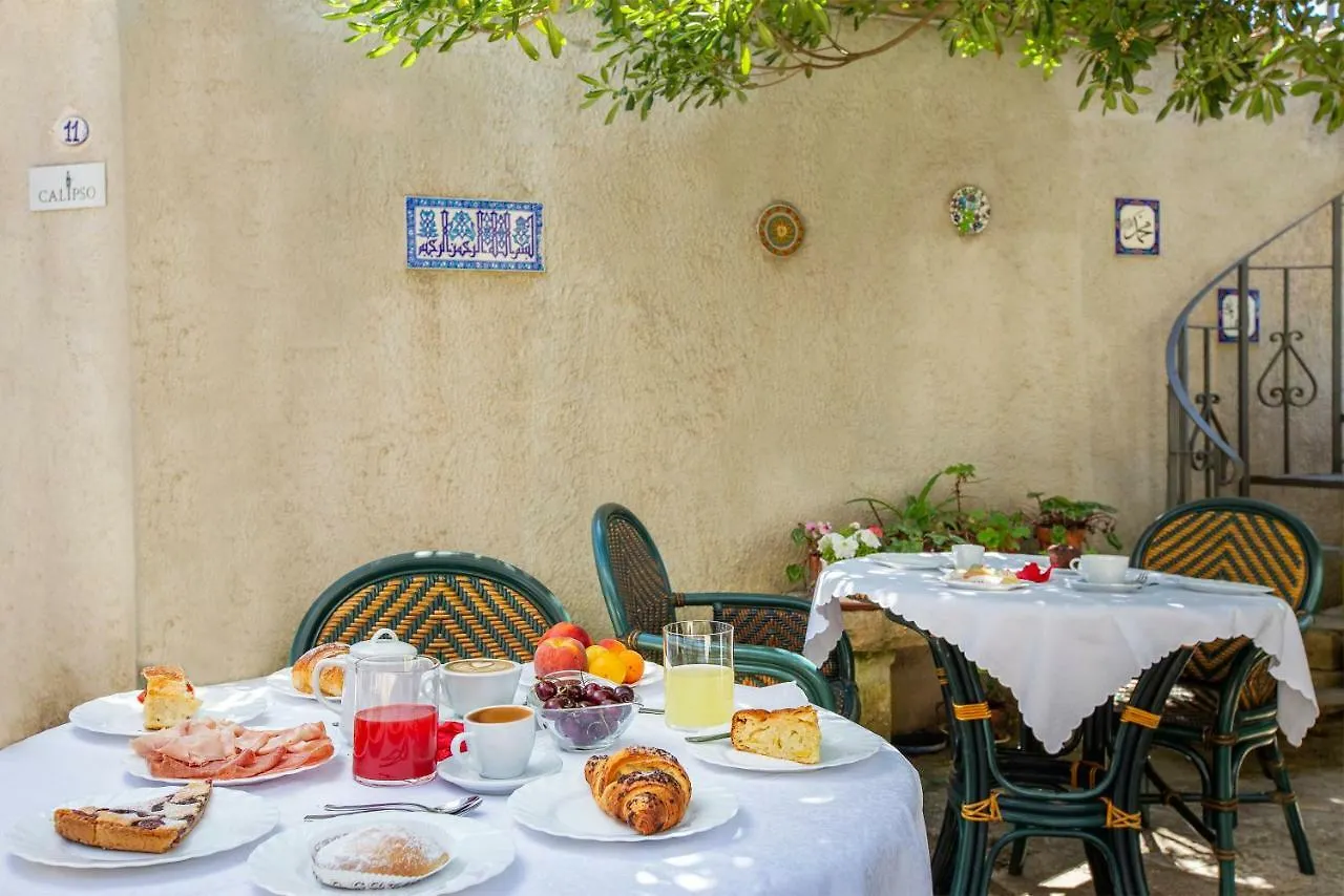 *** Bed and breakfast Camere Di Ulisse Erice Italia